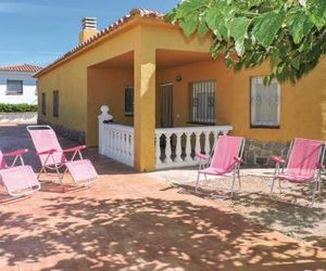 Three-Bedroom Holiday Home in Miami Playa Miami Platja Spain