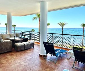 MI CAPRICHO A15 - Apartment on the Beachfront Mijas Costa Spain