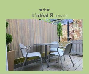 LIDEAL 9 (hypercentre avec terrasse) Deauville France