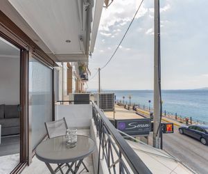Chic, Modern Seaside Oasis in Sunny Piraeus! Piraeus Greece