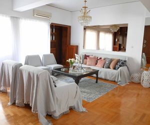Charming Pasalimani apartment Piraeus Greece