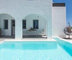 White Harmony Suites Megalochori Greece