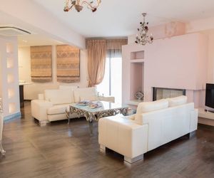 Elegant Central Apartment Heraklion Greece