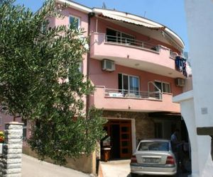 Apartments by the sea Promajna (Makarska) - 2673 Promajna Croatia