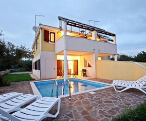 Holiday Home Rosie 1 Novigrad Croatia