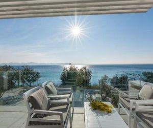 Luxurious Villa with Private Garden near Sea in Kozino Kozino Croatia