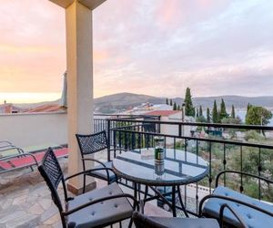 Apartments Villa Kameja Okrug Donji Croatia