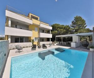 Luxury Villa Nada with Pool Donje Petrcane Croatia