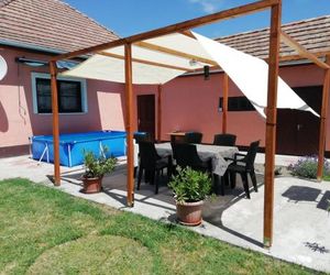 Berni Apartman Balatonmariafurdo Hungary