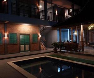 Kayu Tua Villa Ungasan Indonesia