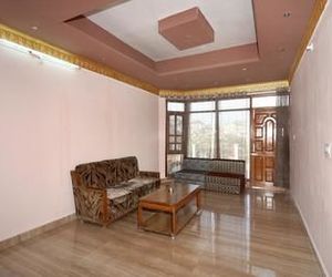 Cosy Home Stay in Solan Chail India