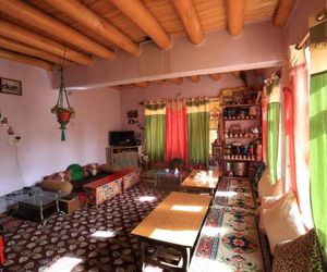 Lhachik Guest House Leh India