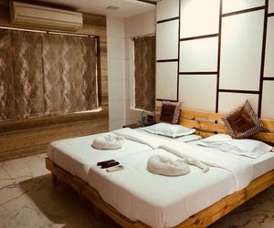 Pinaki Comfort Stay Mumbai India