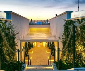 Villa Ascosa - Relais sul Mare Trani Italy