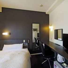 NearBy Hotel