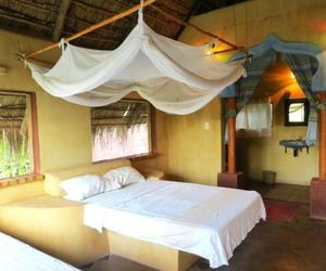 Turtle Cove Lodge and Yoga Shala Praia do Tofo Mozambique