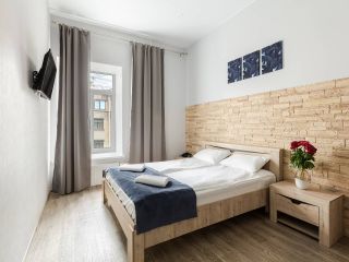 Номера на Невском 111