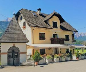 Guest House Vila Moj Mir Podkoren Slovenia