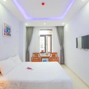 NearBy Hotel