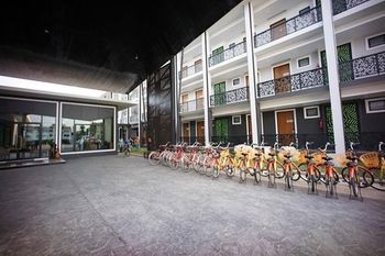 Hotel Photo 8