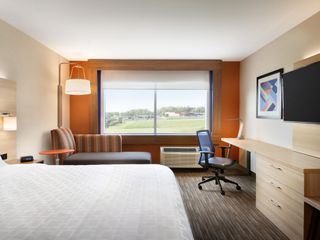 Hotel pic Holiday Inn Express & Suites Findlay North, an IHG Hotel