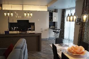 Four-room spacious apartment in an elite area