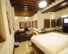 NearBy Hotel