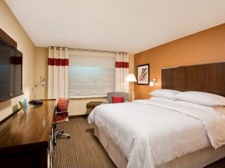 Hotel pic Four Points by Sheraton Edmonton West
