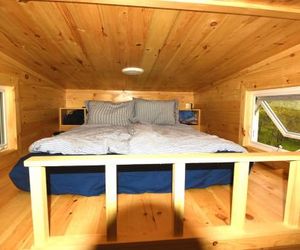 Tiny Nest House near Inverness with waterfall and sandy beach Port Hood Canada