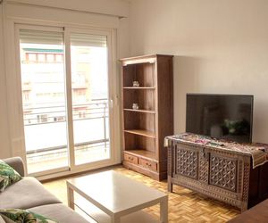 Apartamento luminoso frente estación Av. América Madrid Spain