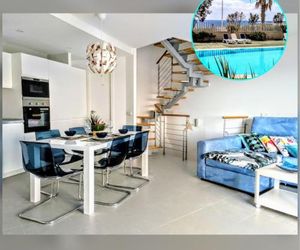 Nuevo y acogedor duplex frente al mar El Medano Spain