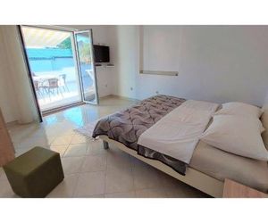 Apartments Maša Starigrad Croatia