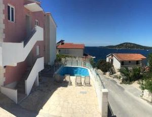 Family friendly apartments with a swimming pool Razanj (Rogoznica) - 14232 Rogoznica Croatia