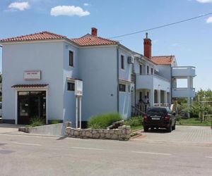 Apartments with a parking space Punat (Krk) - 10421 PUNAT Croatia