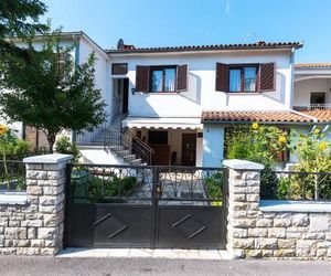 Apartments Nives Porec Croatia