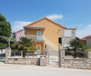 Apartments Alma Orebic Croatia