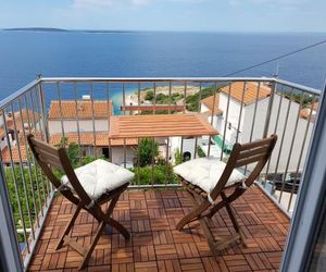Modern Two Floors Apartment With A Beautiful View Martinscica Croatia