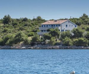 Apartment Pribinja 15083b Hvar Croatia