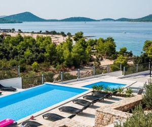 Camp Panorama with pool Drage Croatia