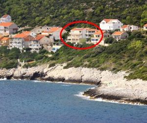 Seaside apartments with a swimming pool Zavalatica (Korcula) - 9150 Zavalatica Croatia