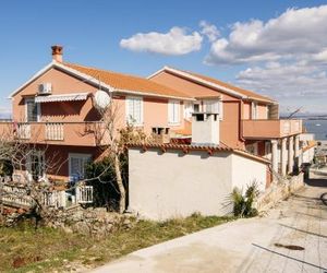 Apartments by the sea Preko (Ugljan) - 14985 Oltre Croatia