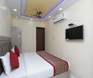 OYO 13455 Rama Krishna Hotel Samalka India