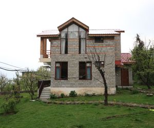 OYO 13611 Home Bliss & Blossom Cottages Manali India