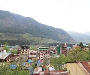 OYO 14238 Home Valley View Studios Hadimba Road Manali India