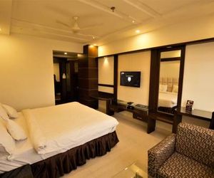 Hotel Grand Meridian Selarpur India