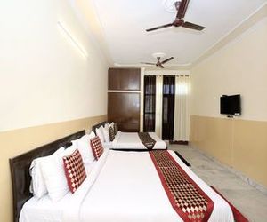 OYO 13140 Mayur Palace Chandigarh India