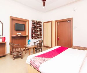 OYO 13097 Lukergunj Holidays Allahabad India
