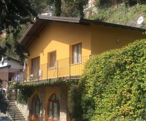 Дом с видом на озеро Гарда Tremosine Italy