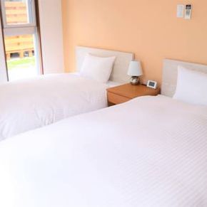 NearBy Hotel