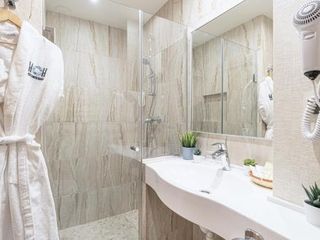 Отель Harbor Club